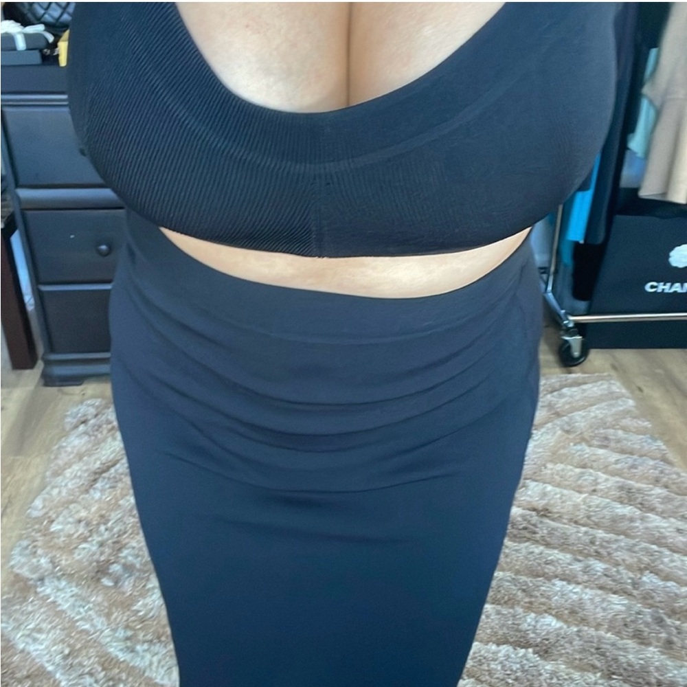 Sexy Herve Ledger 2 Piece Skirt And Top - image 1